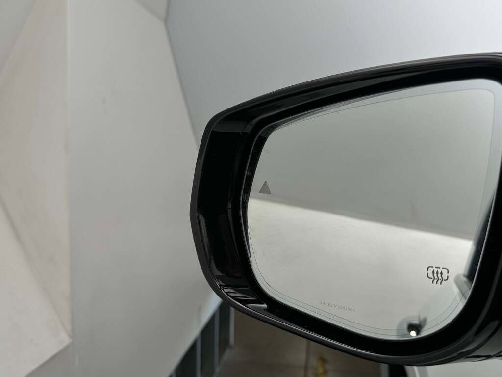 New 2025 Jeep Grand Cherokee Summit w/ Luxury Tech Group V image 29