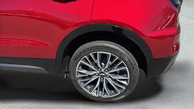 Used 2024 Cadillac XT4 Sport FWD image 31