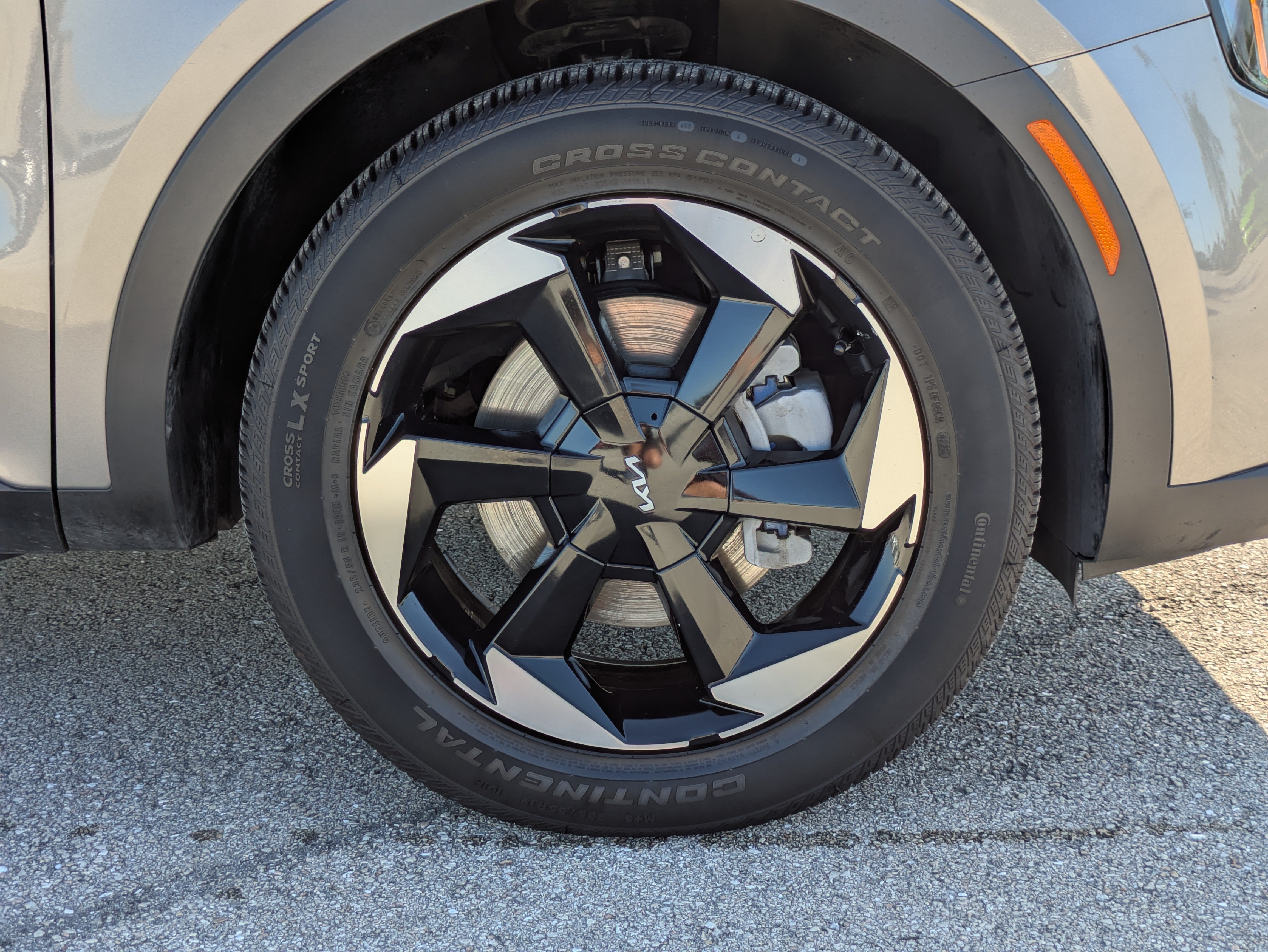 Certified 2026 Kia Sorento EX FWD image 11