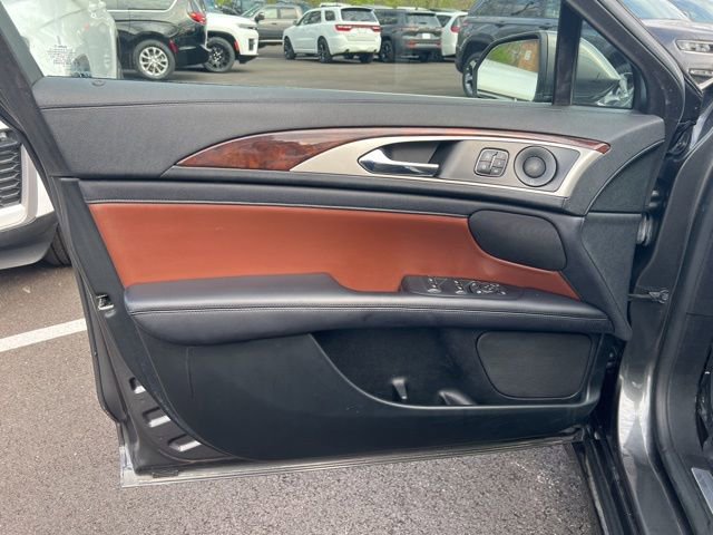 Used 2019 Lincoln MKZ Reserve image 4