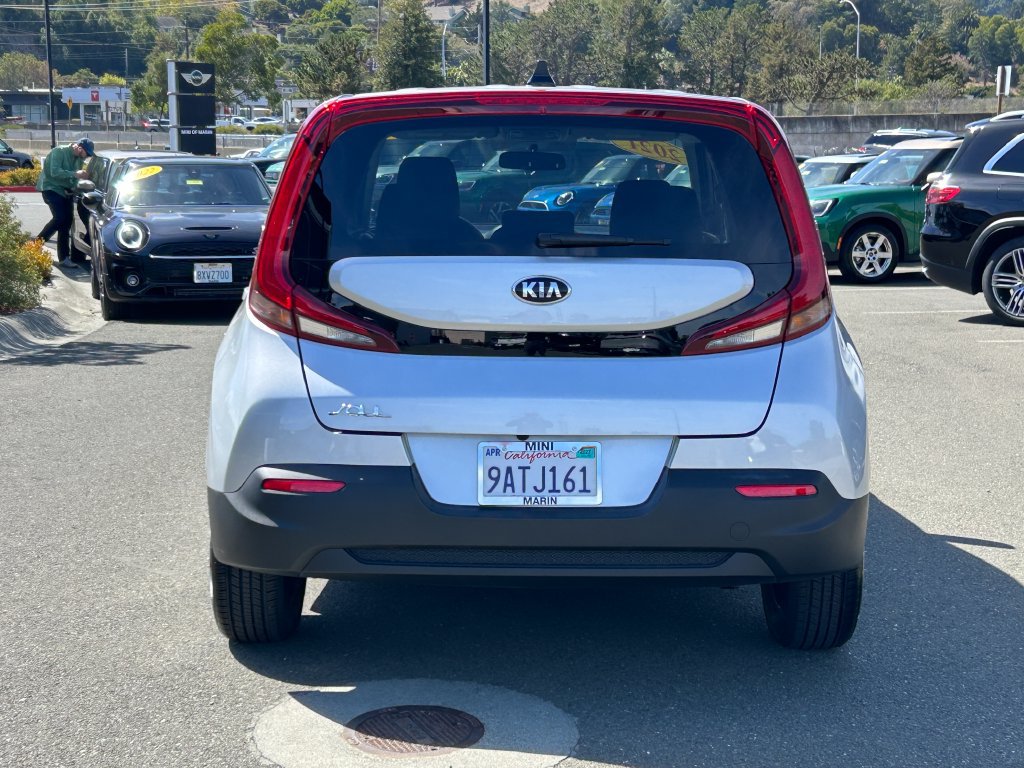 Used 2021 Kia Soul LX FWD image 4