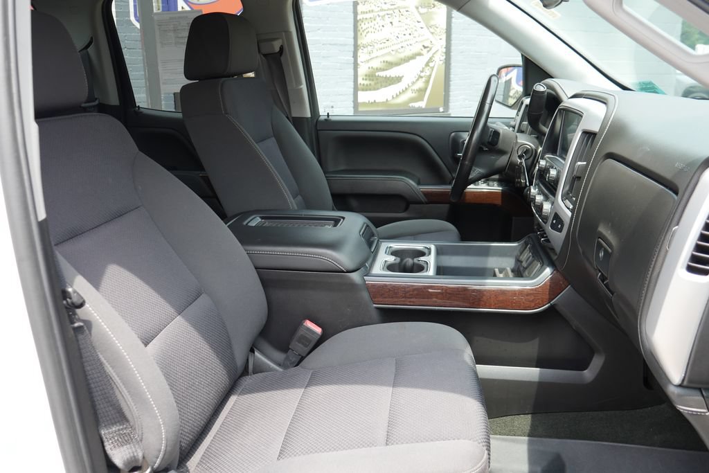 Used 2018 GMC Sierra 1500 SLE w/ Elevation Edition AWD/4WD image 6