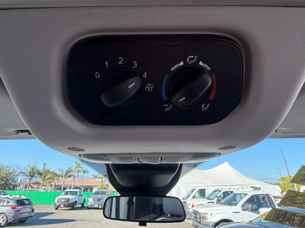 Used 2017 Ford Transit 350 XL image 33