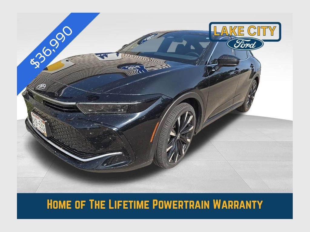 Used 2023 Toyota Crown Platinum