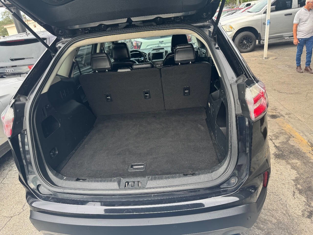 Used 2020 Ford Edge SEL image 10