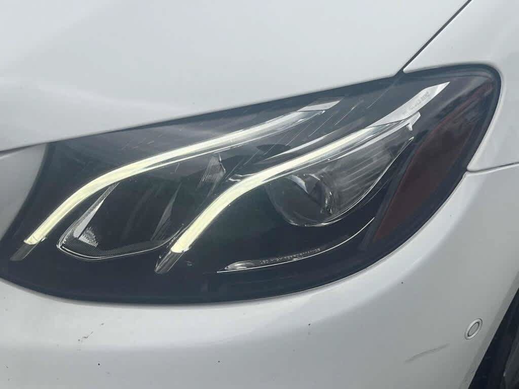 Used 2018 Mercedes-Benz E 400 4MATIC Sedan image 13