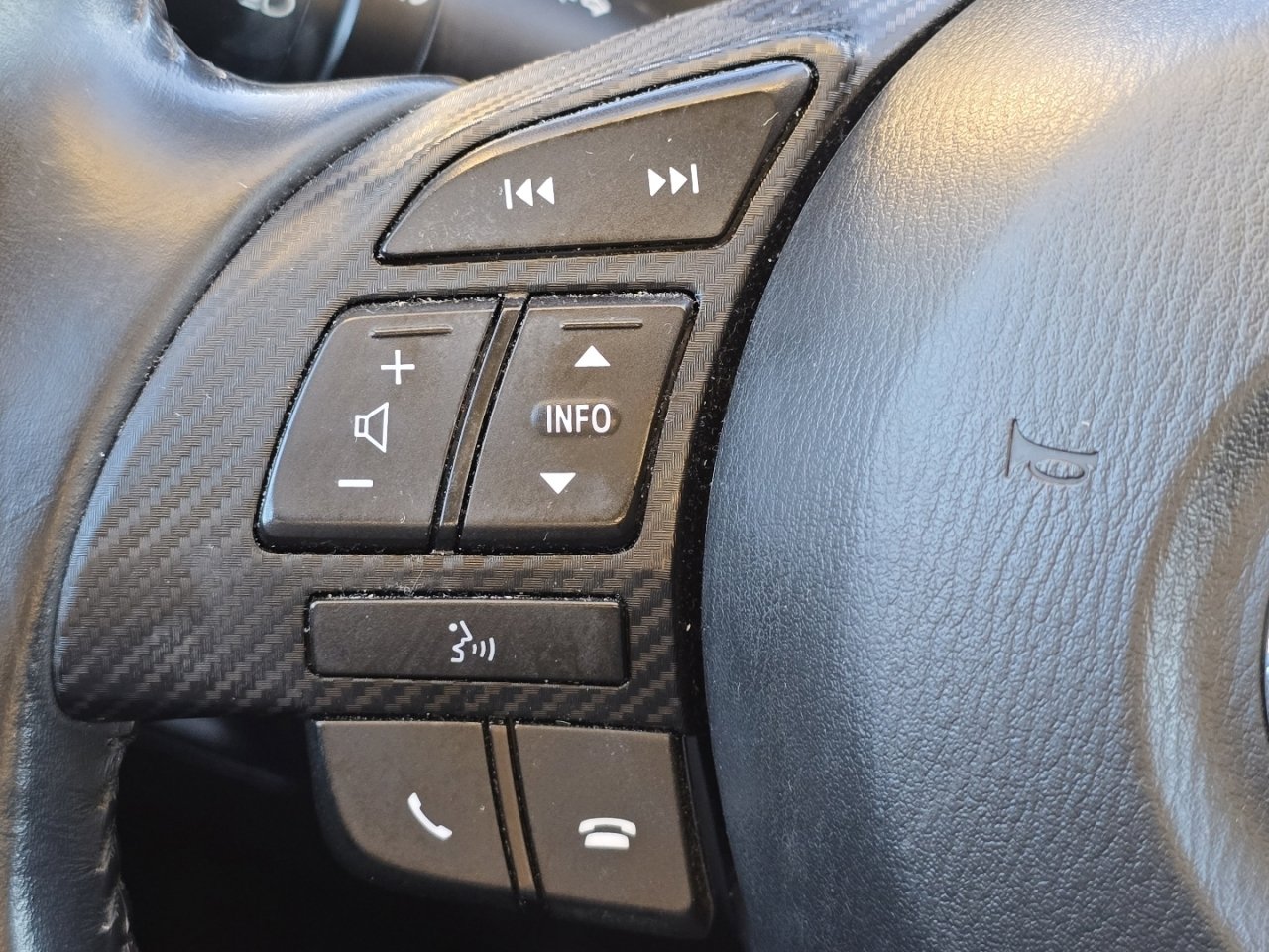 Used 2016 MAZDA CX-5 Touring image 29