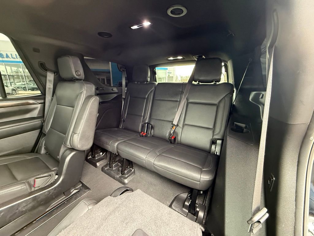 Used 2022 Chevrolet Tahoe LT w/ Luxury Package image 27