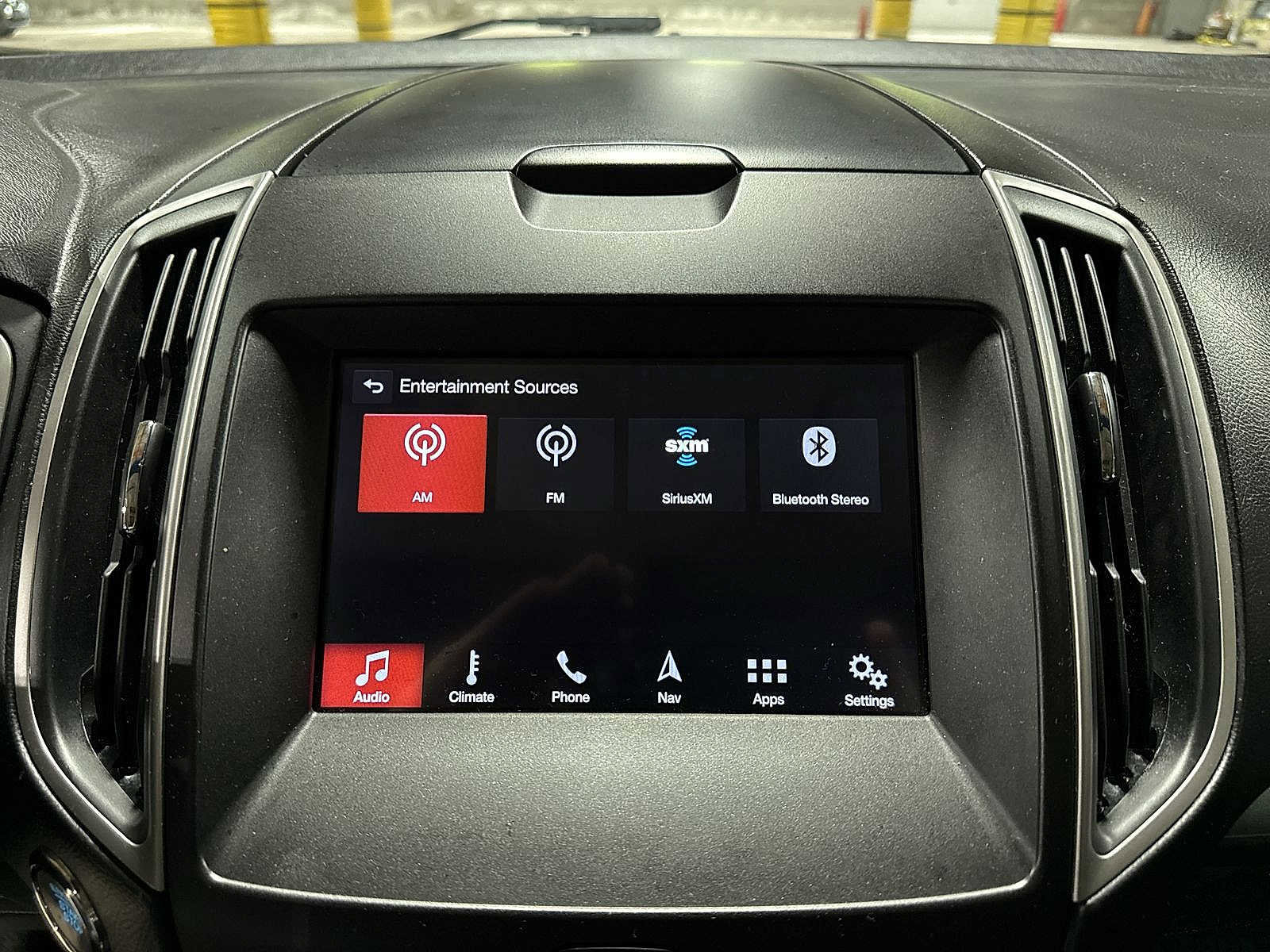 Used 2019 Ford Edge SEL w/ Equipment Group 201A AWD/4WD image 21