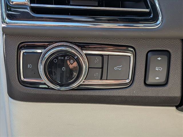 Used 2021 Lincoln Navigator L Black Label w/ Special Edition Package AWD/4WD image 18