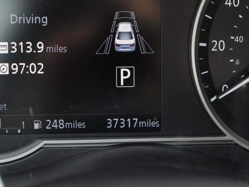 Used 2022 Nissan Versa SV image 18