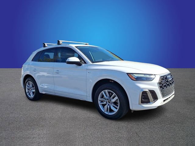 Used 2022 Audi Q5 2.0T Premium w/ Convenience Package AWD/4WD image 3