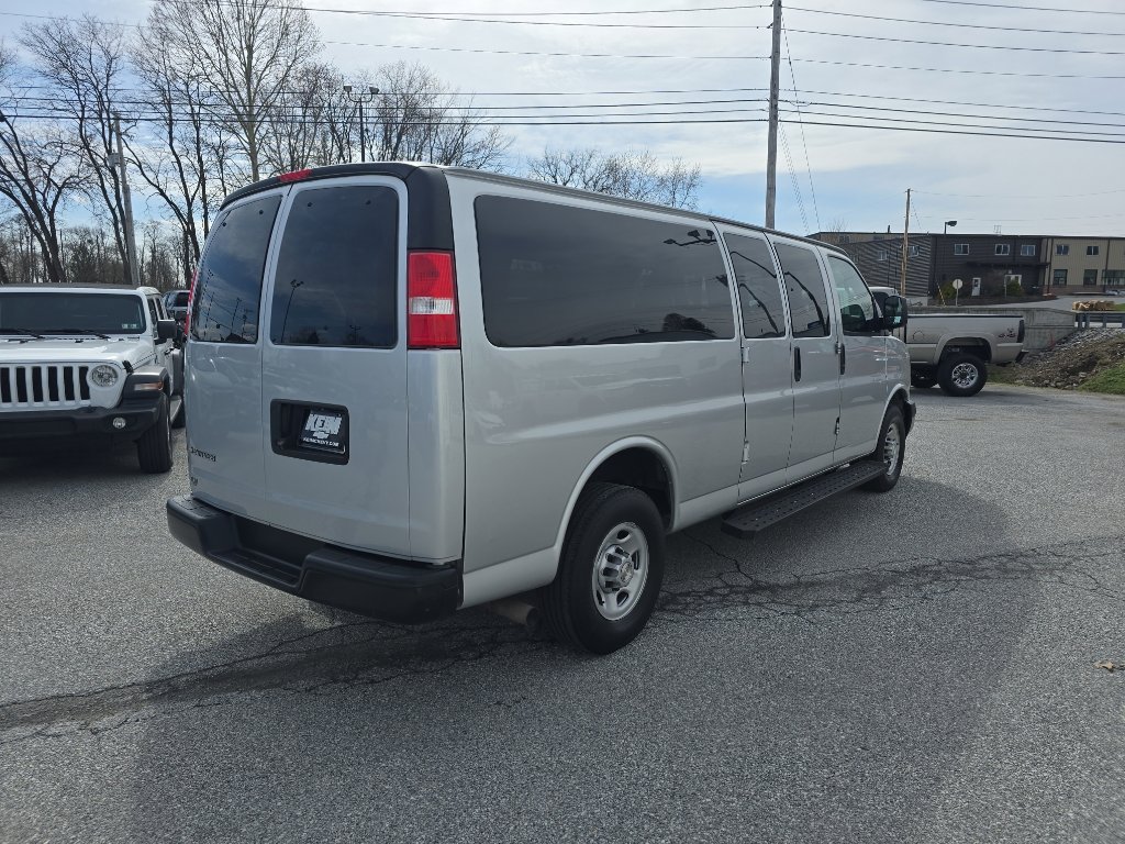 Used 2020 Chevrolet Express 3500 LS image 5