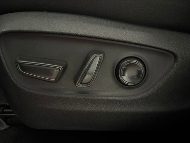 Used 2026 Toyota Grand Highlander AWD image 7