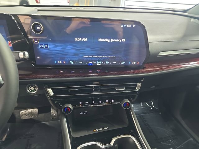 New 2026 Chevrolet Traverse Z71 w/ Driver Confidence Package image 22