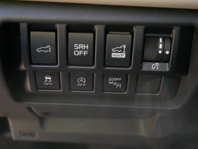Used 2024 Subaru Forester Limited AWD/4WD image 17