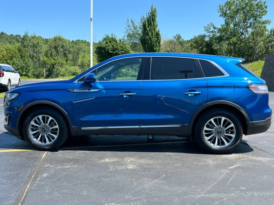 Used 2020 Lincoln Nautilus Reserve w/ Class II Trailer Tow Package FWD image 42