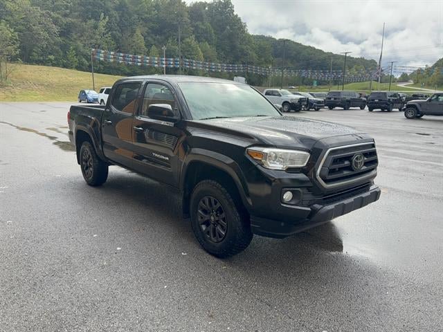 Used 2021 Toyota Tacoma SR5 AWD/4WD image 3