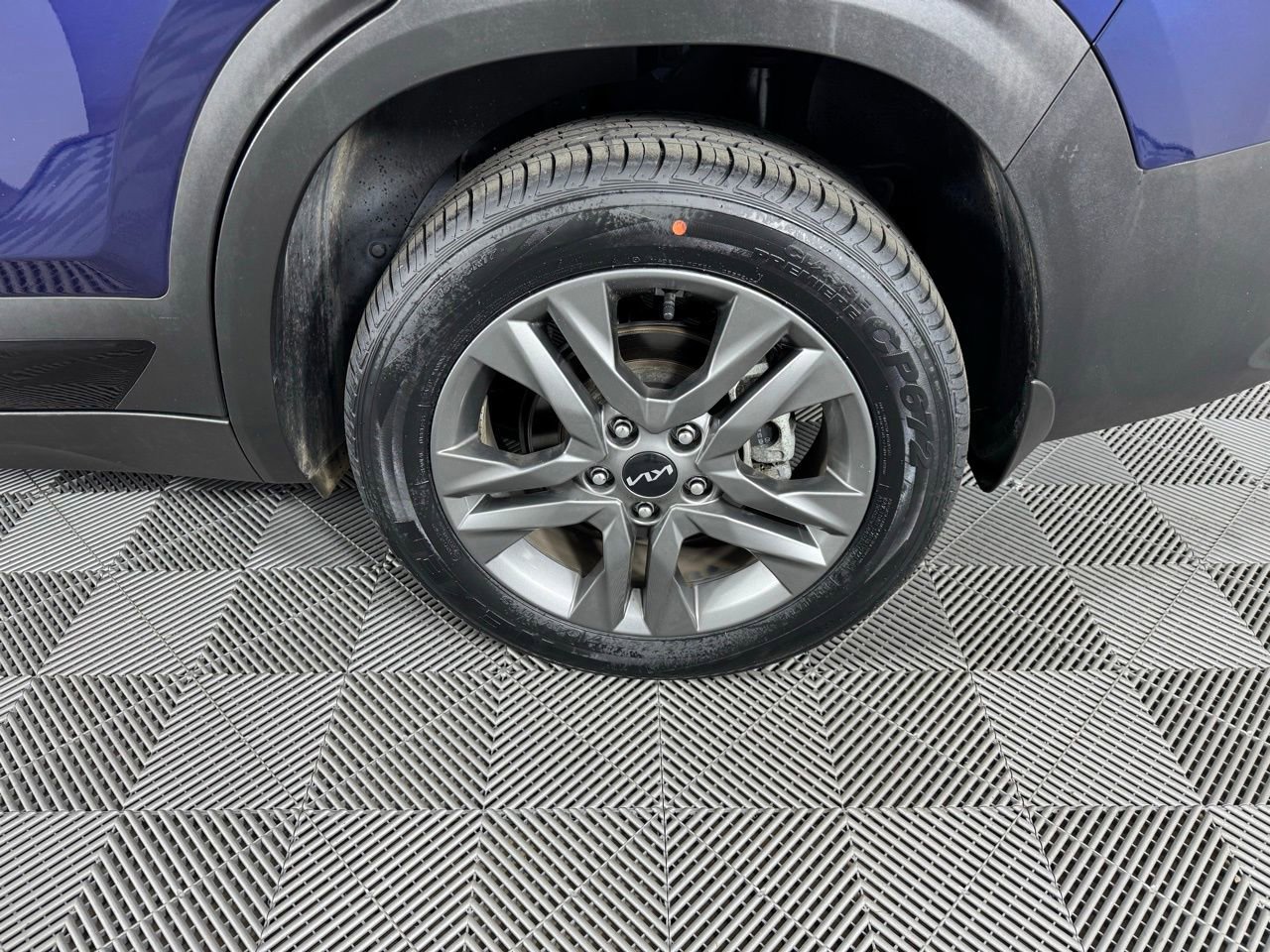 Used 2023 Kia Seltos S w/ Navigation Package image 33