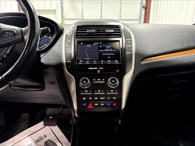 Used 2018 Lincoln MKC Reserve w/ Lincoln MKC Climate Package AWD/4WD image 18