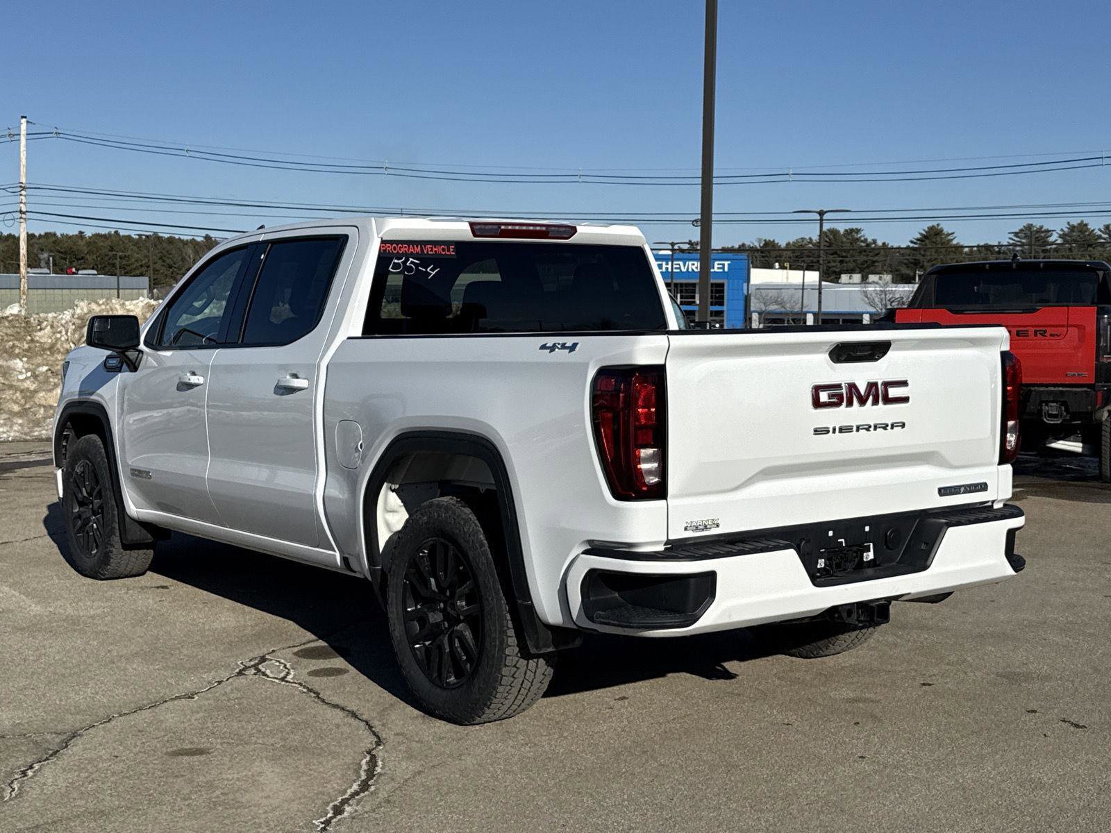 New 2026 GMC Sierra 1500 Elevation image 13