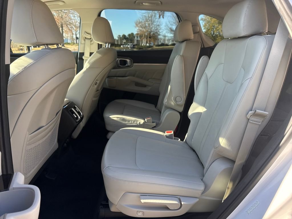Used 2022 Kia Sorento SX image 26