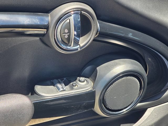 Used 2016 MINI Cooper S FWD image 9