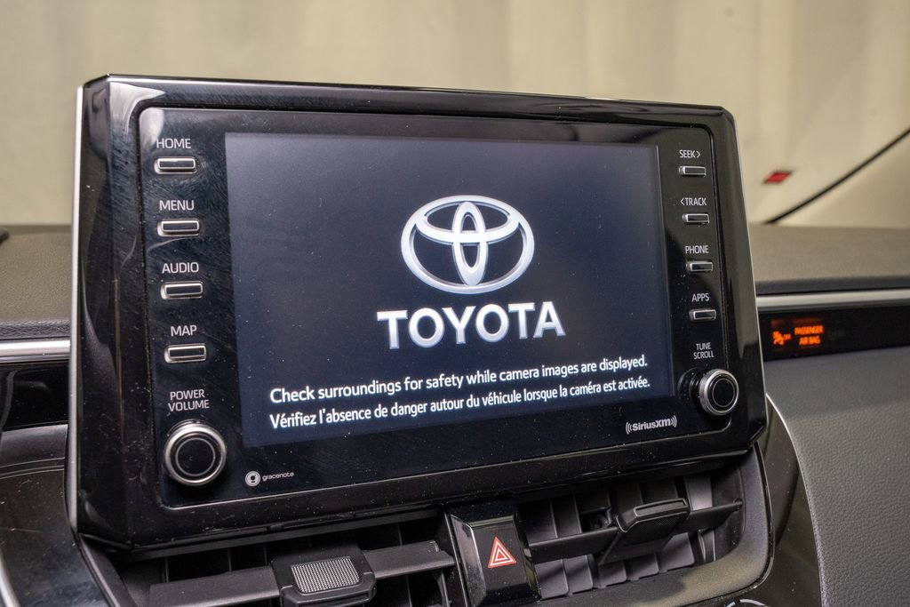 Used 2021 Toyota Corolla LE image 11