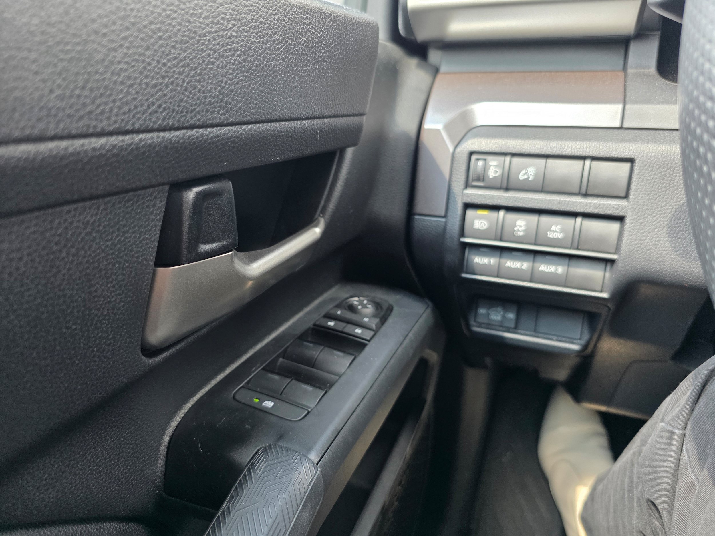 Used 2024 Toyota Tacoma 4x4 Double Cab image 19