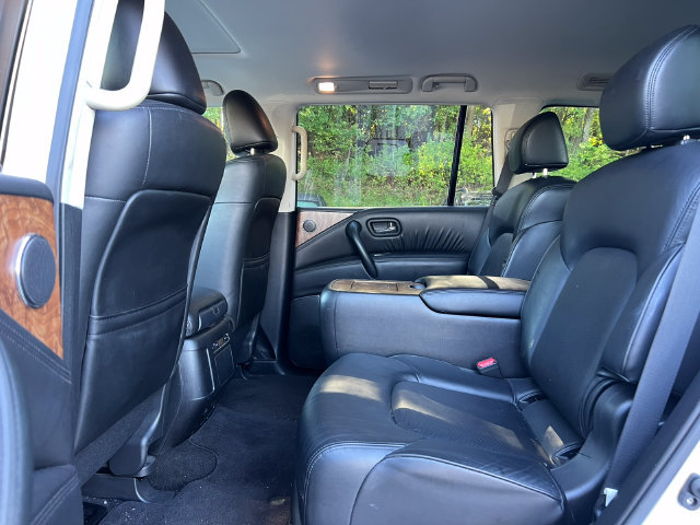 Used 2021 Nissan Armada SL w/ Captain's Chairs Package AWD/4WD image 4