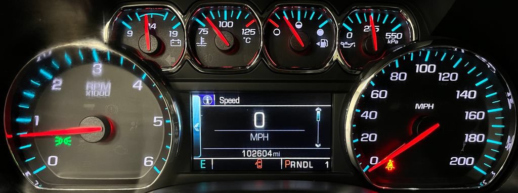 Used 2017 GMC Sierra 2500 SLE w/ HD SLE Preferred Plus Package AWD/4WD image 28