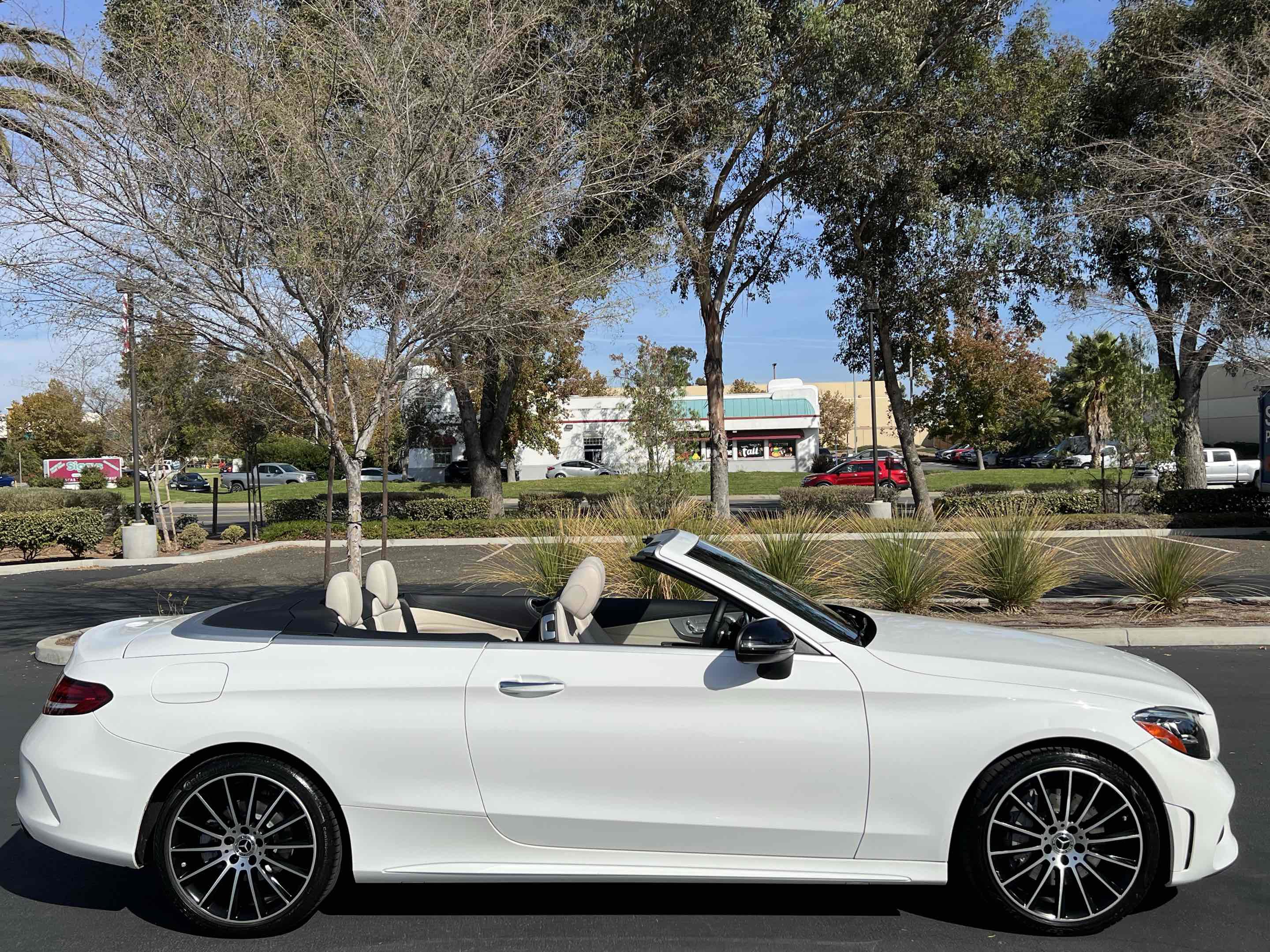 Used 2023 Mercedes-Benz C 300 Cabriolet image 21