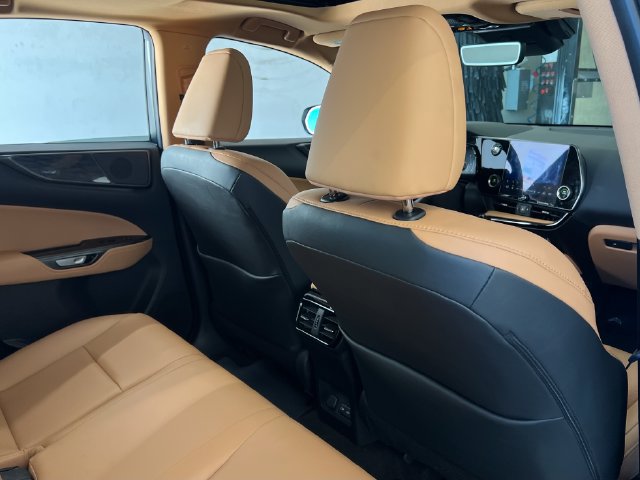 Used 2026 Lexus NX 350 AWD w/ Accessory Package (2T) image 40