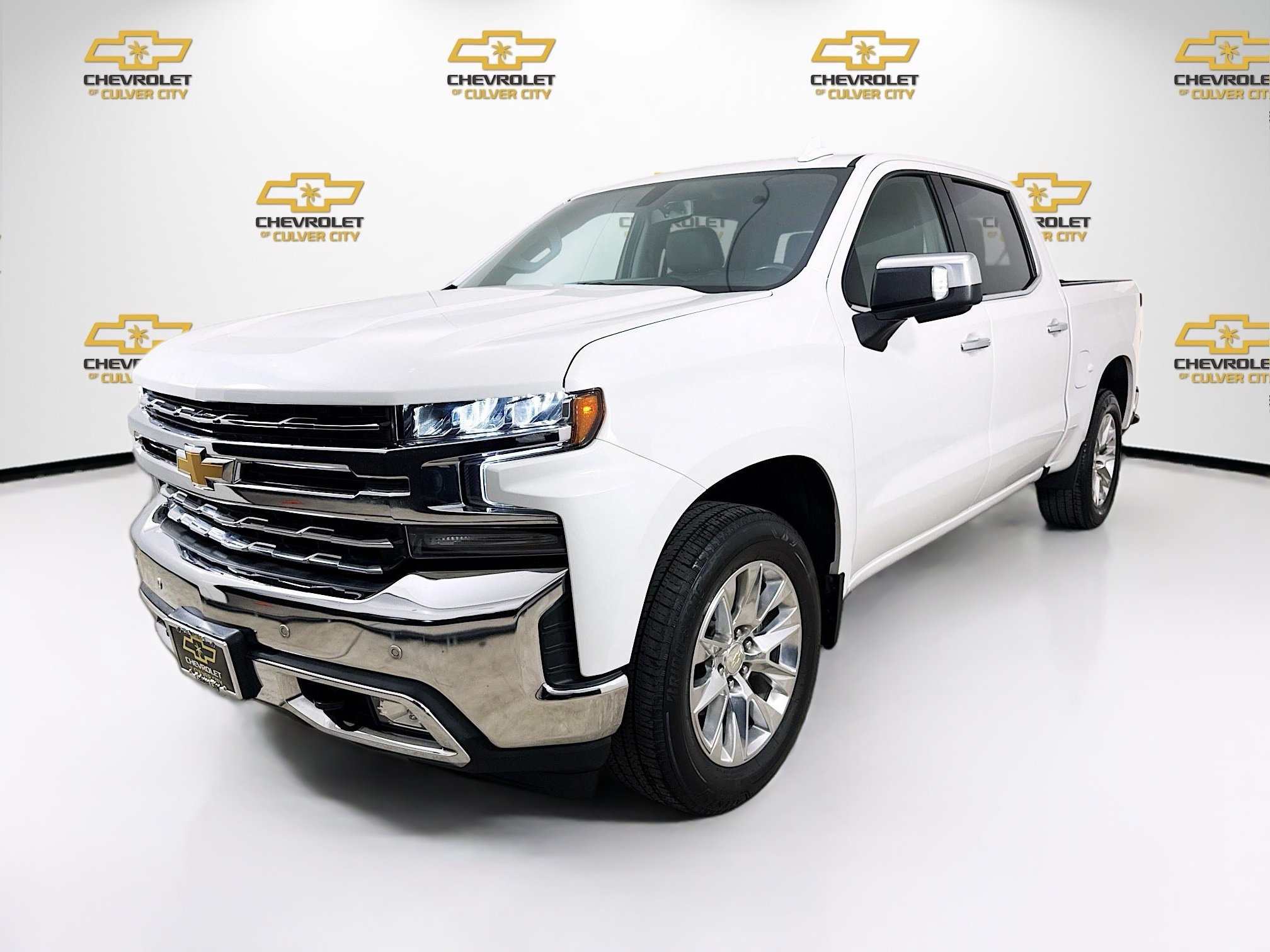 Used 2022 Chevrolet Silverado 1500 LTZ RWD image 3