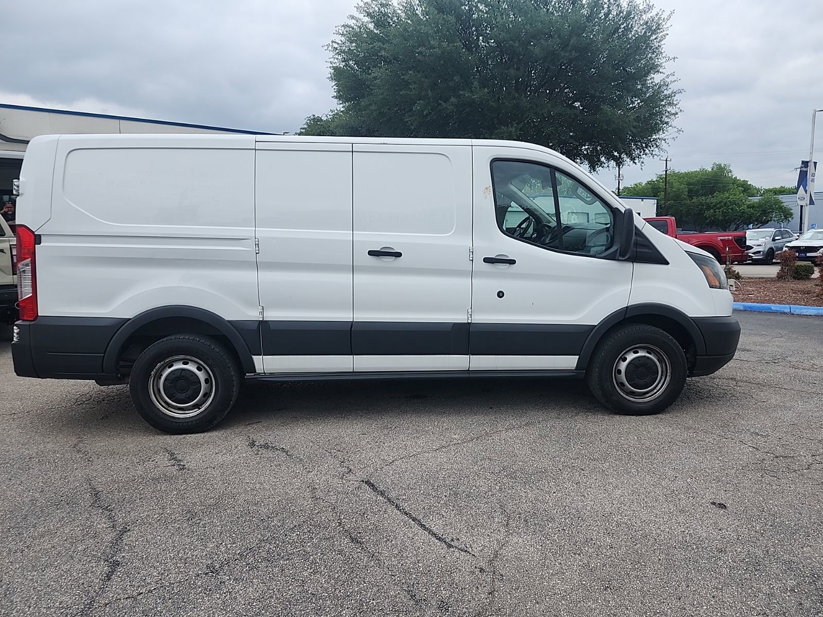 Used 2016 Ford Transit 150 130 Low Roof image 2