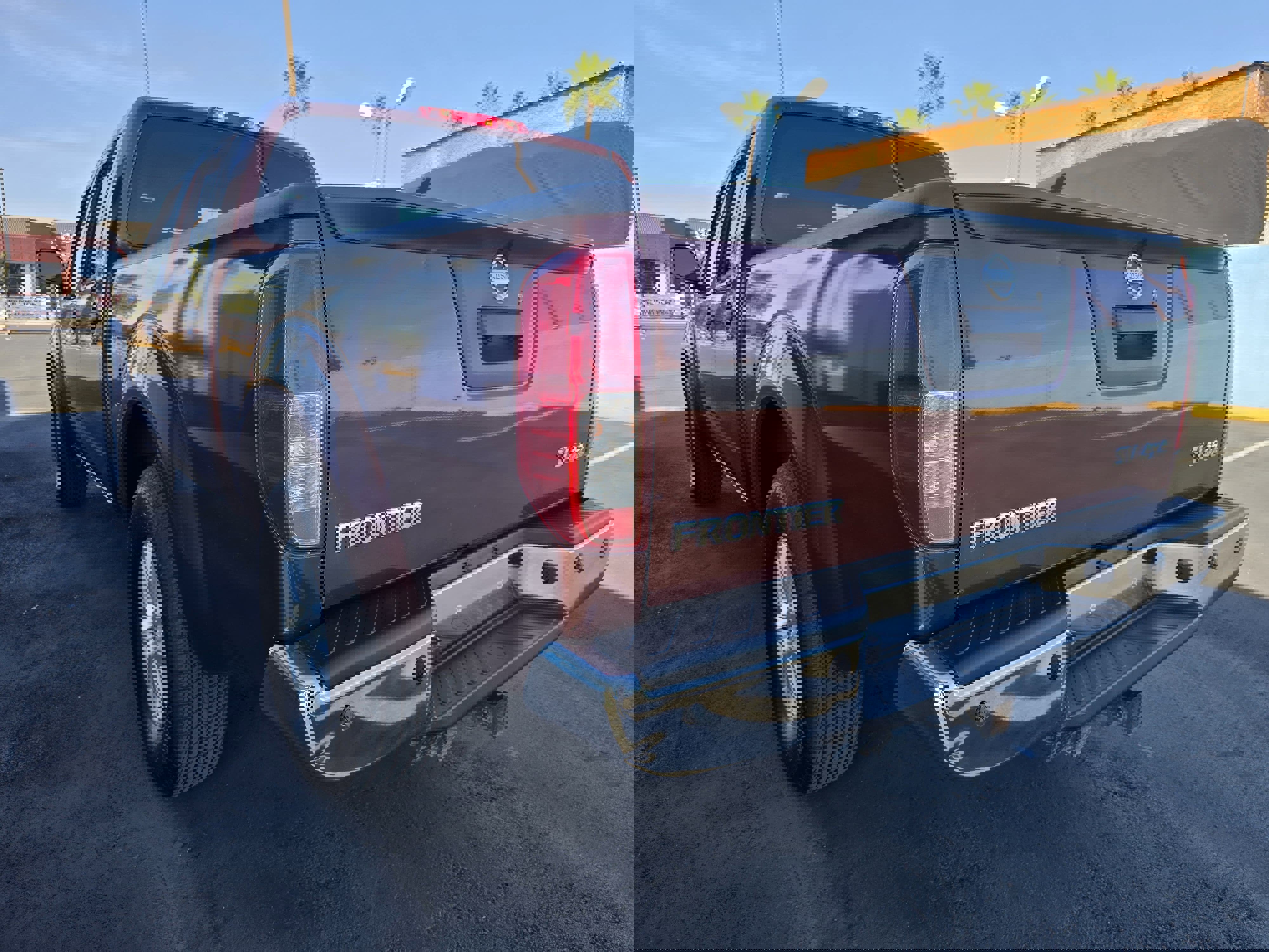 Used 2016 Nissan Frontier SV w/ SV Value Truck Package image 5