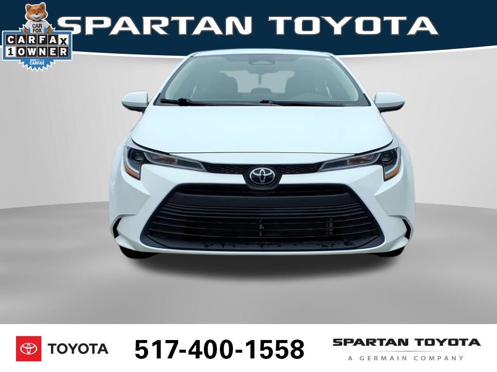 Used 2025 Toyota Corolla LE image 3