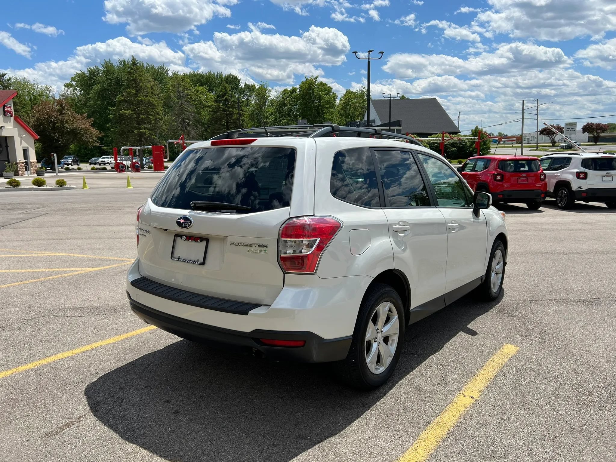 Used 2015 Subaru Forester 2.5i Premium w/ All-Weather Package AWD/4WD image 5