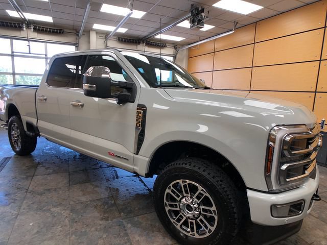 New 2026 Ford F250 Platinum w/ Platinum Plus Package AWD/4WD image 1