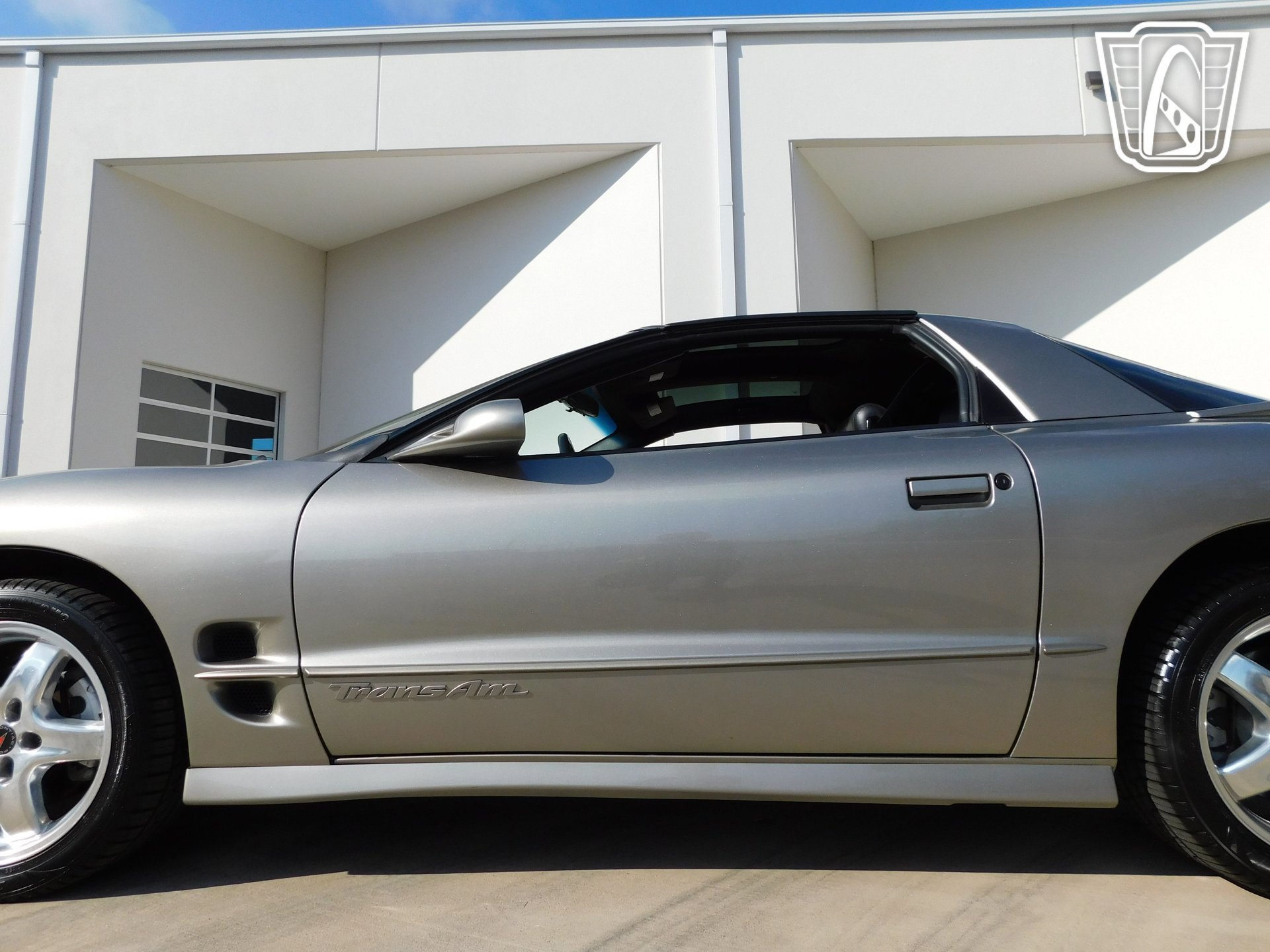 Used 2002 Pontiac Firebird Formula RWD image 12