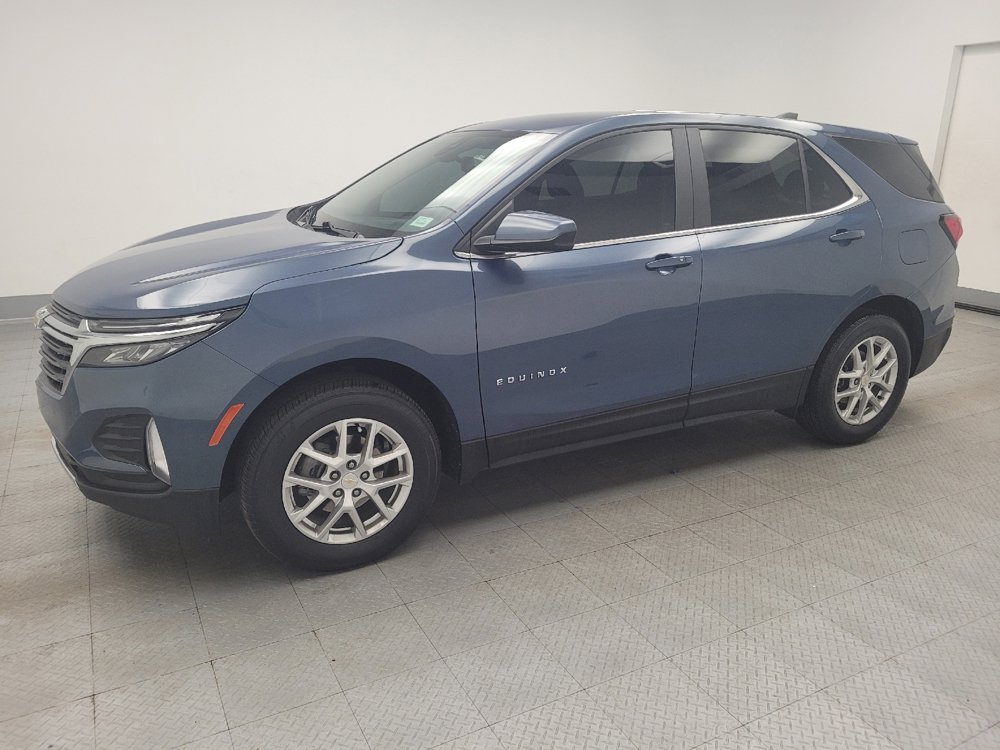 Used 2024 Chevrolet Equinox LT w/ Driver Convenience Package image 2