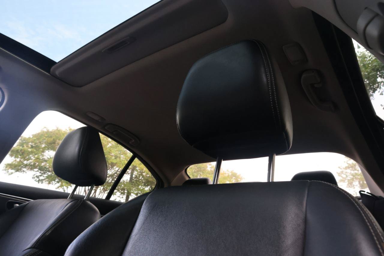 Used 2019 INFINITI Q50 Signature Edition AWD/4WD image 17