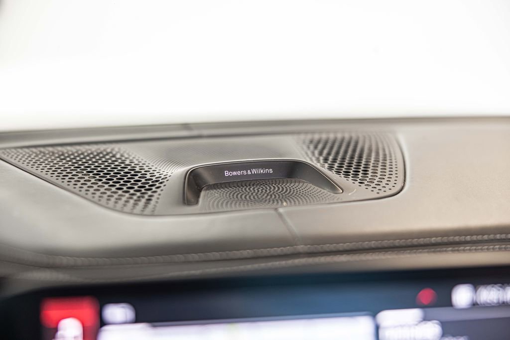 Used 2022 BMW X5 M Competition image 28