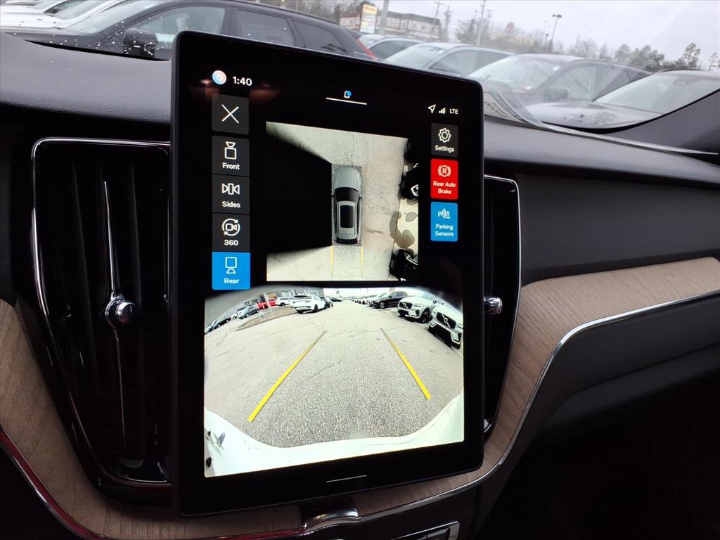 Certified 2026 Volvo XC60 B5 Plus w/ Climate Package AWD/4WD image 19