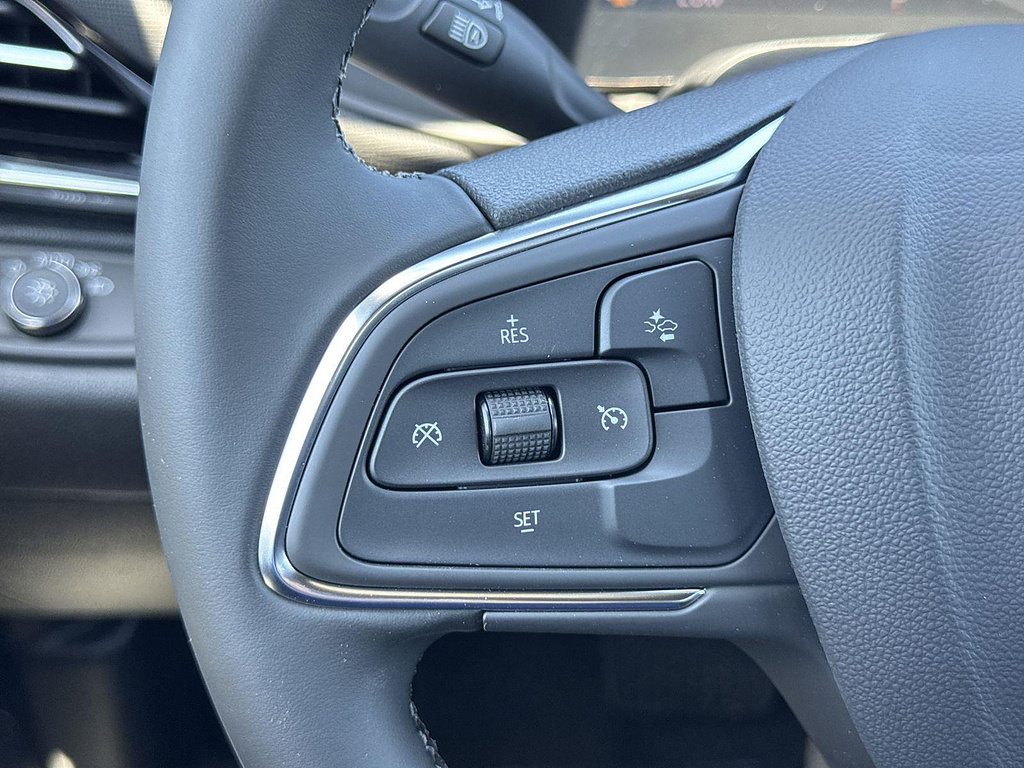 New 2026 Buick Envista Sport Touring w/ Convenience II Package FWD image 9