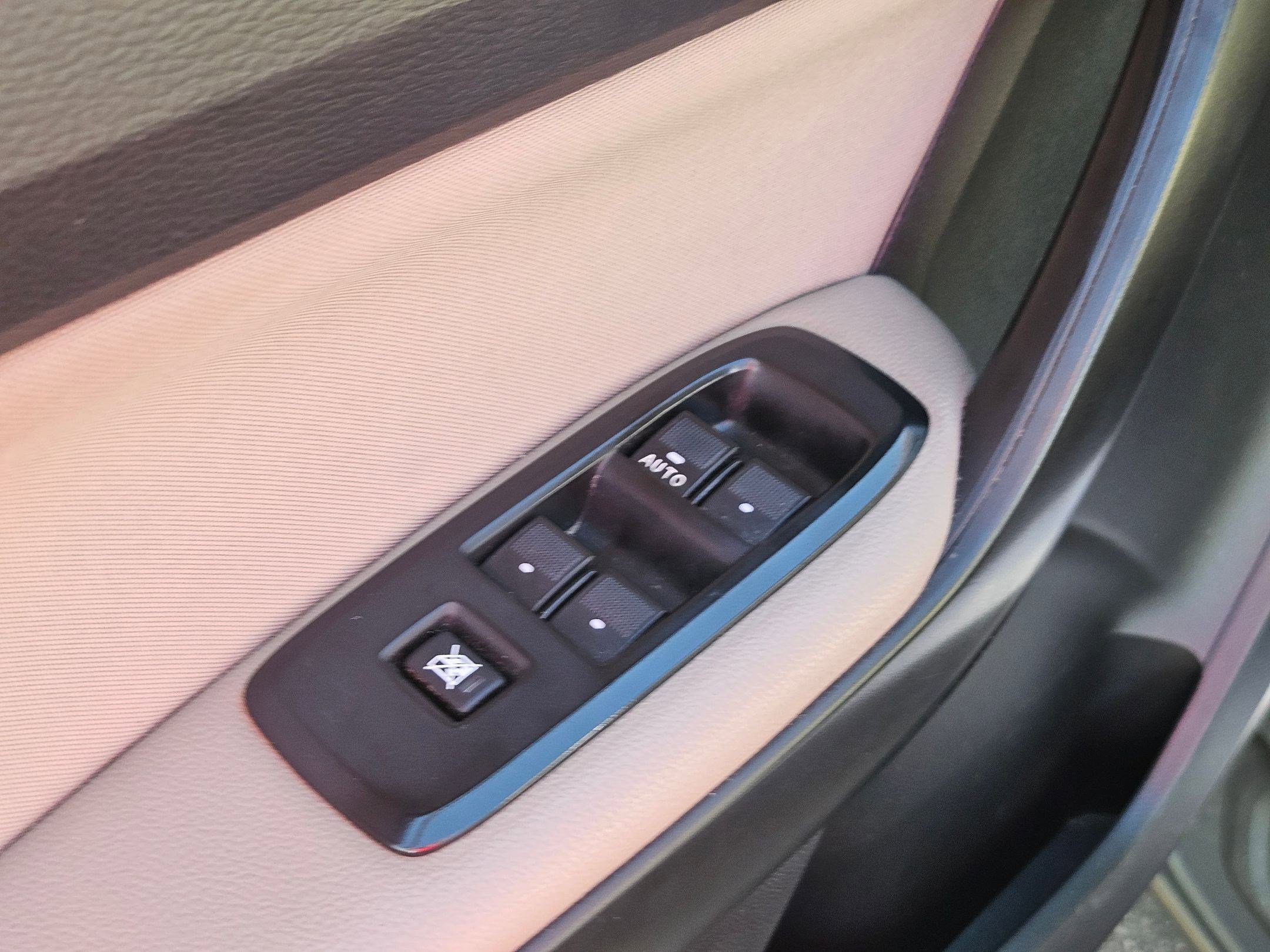 Used 2019 Ford Ranger XLT w/ Equipment Group 302A Luxury image 12