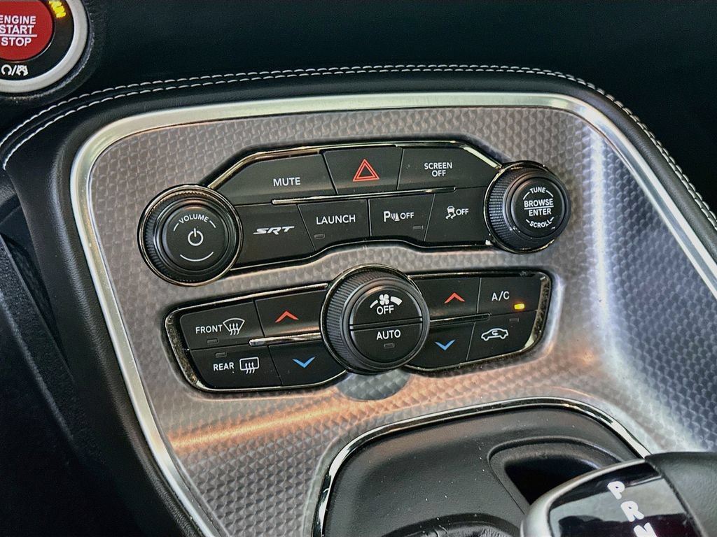 Used 2017 Dodge Challenger SRT Hellcat RWD image 18