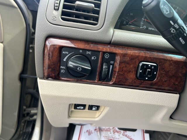 Used 2002 Lincoln LS image 24