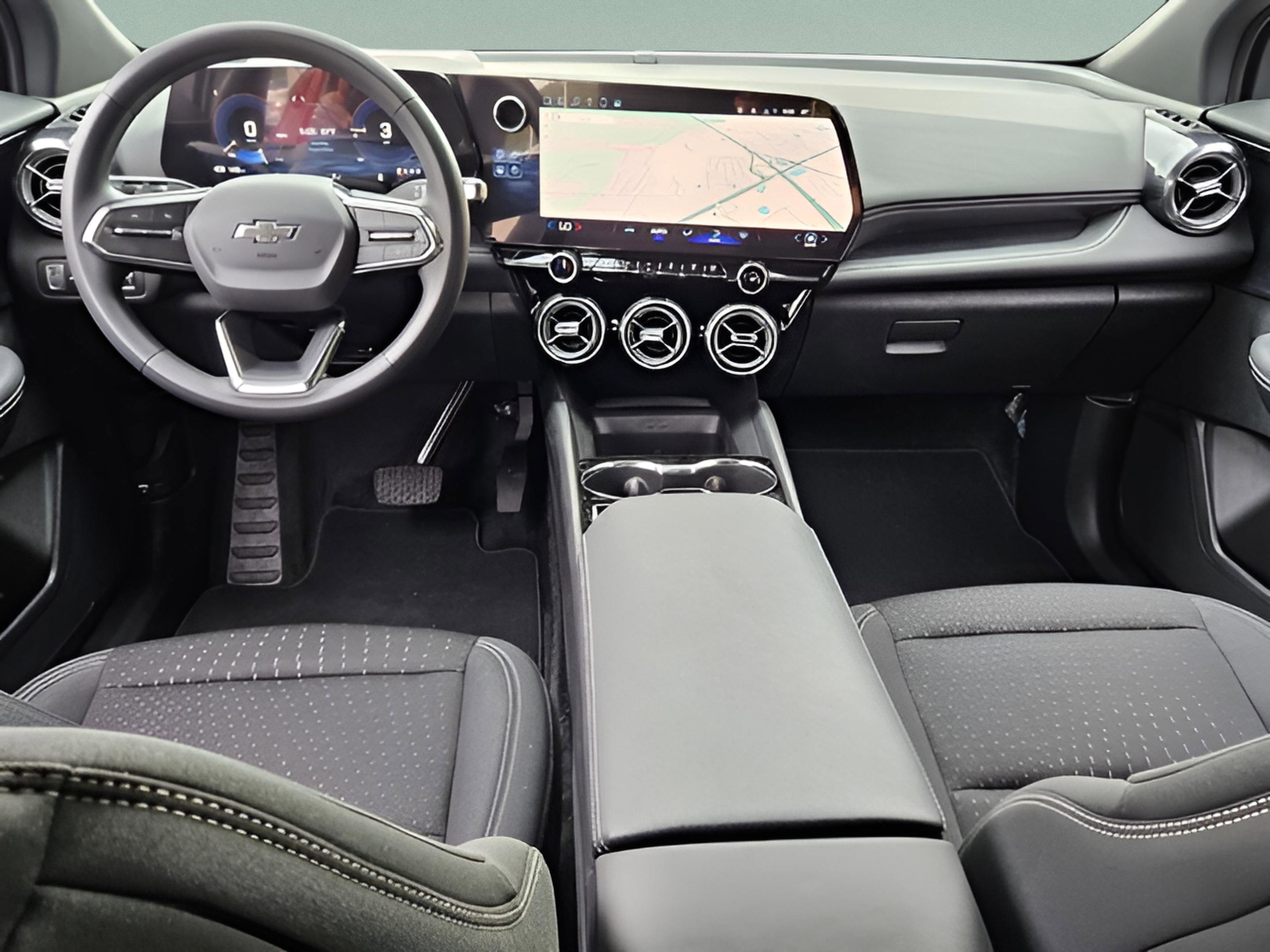 New 2025 Chevrolet Blazer EV LT w/ Midnight/Sport Edition AWD/4WD image 18