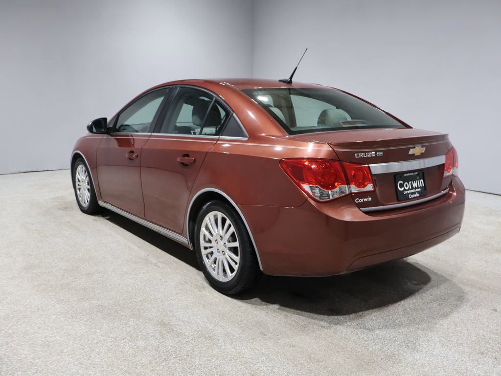 Used 2012 Chevrolet Cruze Eco image 4